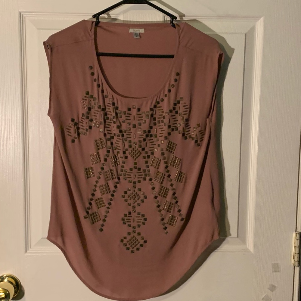 Studded detail top in pink/tan color